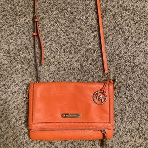 Michael kors crossbody bag